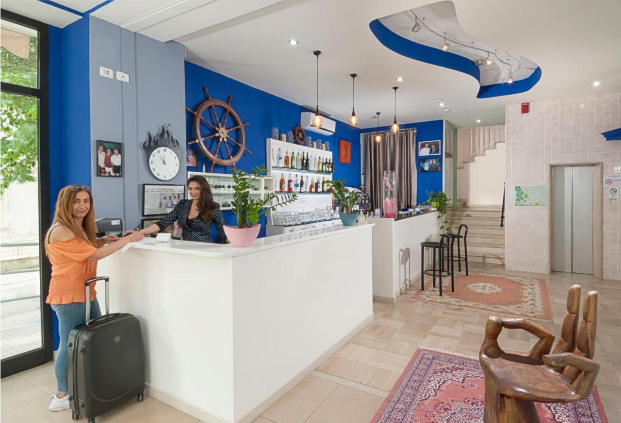 Hotel Holiday Sunshine Summer Misano Adriatico Exterior photo